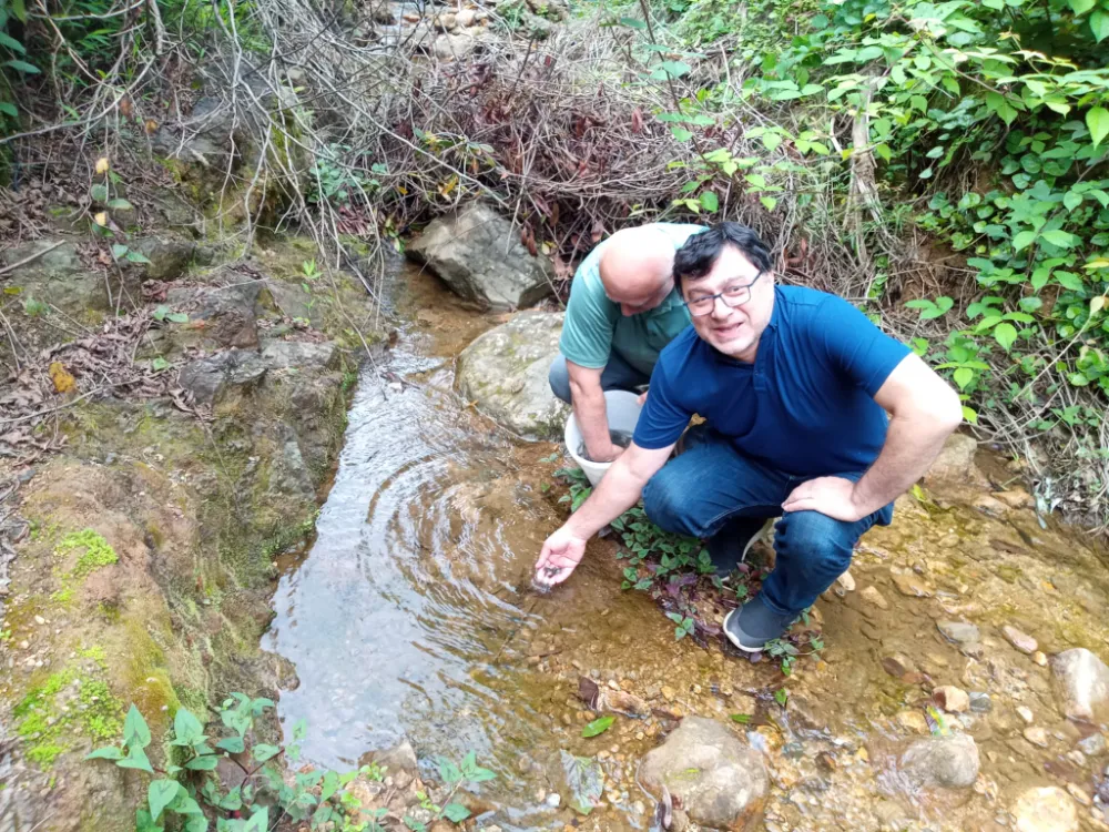 DERELERİMİZE 3 BİN ALABALIK YAVRUSU BIRAKTIK.